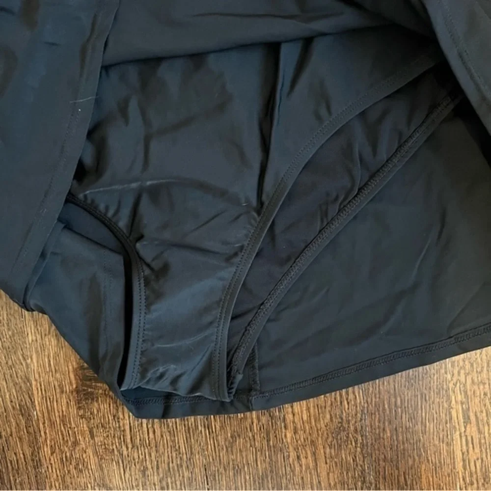 NWT Torrid size 1 black wireless swim dress - Picture 9 of 10